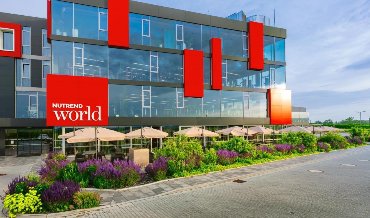 Nutrend World Hotel Olomouc Luaran gambar