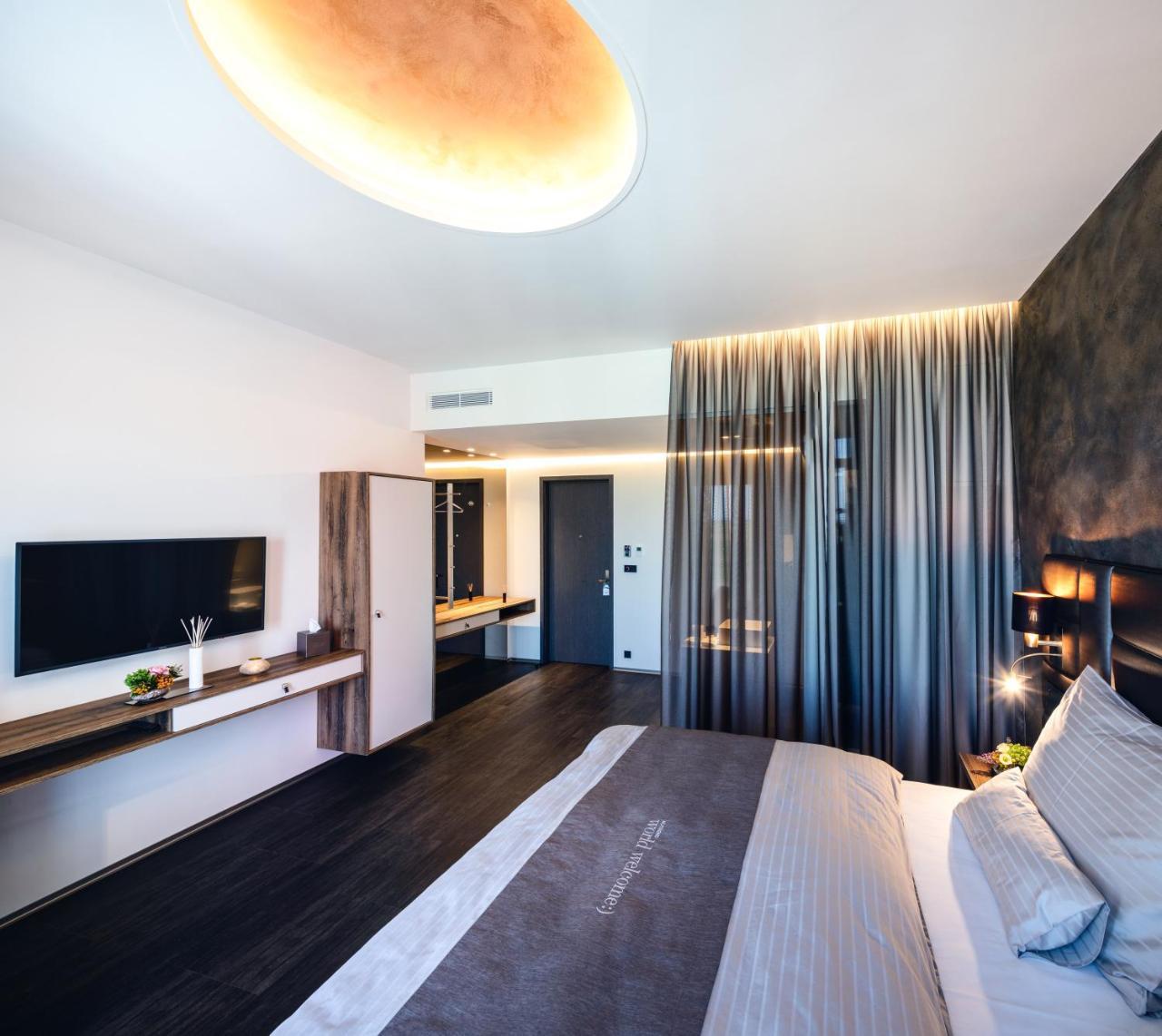 Nutrend World Hotel Olomouc Luaran gambar