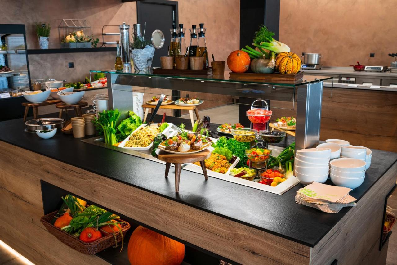 Nutrend World Hotel Olomouc Luaran gambar