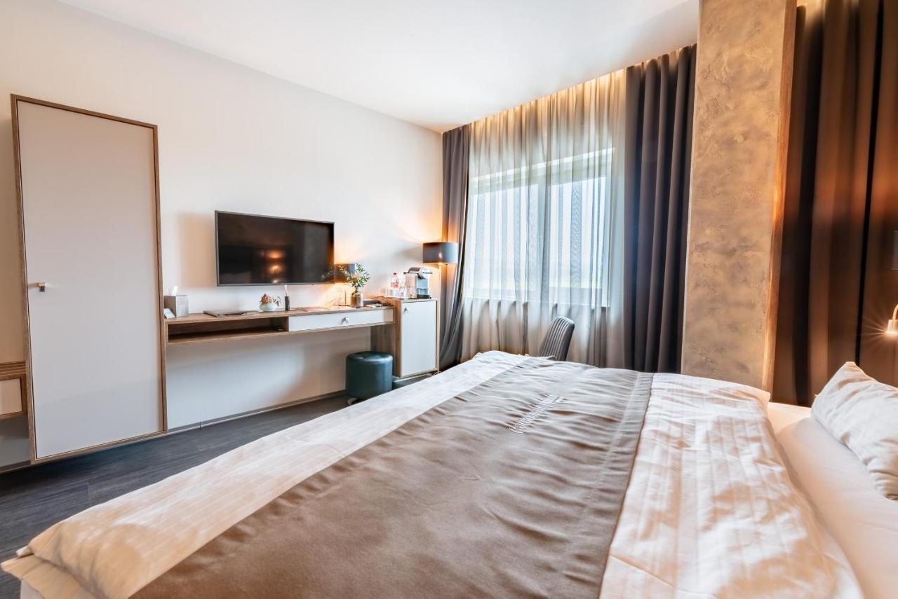 Nutrend World Hotel Olomouc Luaran gambar
